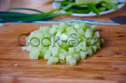 Salata cu ouă de pui și omletă - un pas cu pas reteta cu fotografii, salate (salata cu pui și ouă jumări) Salata de pui cu ouă și omletă - un pas cu pas reteta cu fotografii, salate