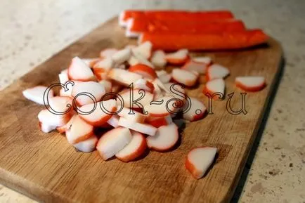 Salata cu bastoane crab, castravete și porumb - un pas cu pas reteta cu fotografii, salate