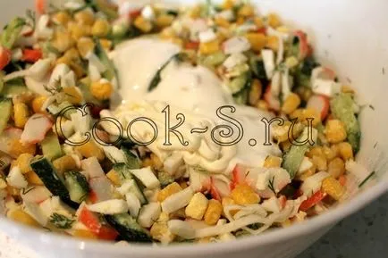 Salata cu bastoane crab, castravete și porumb - un pas cu pas reteta cu fotografii, salate