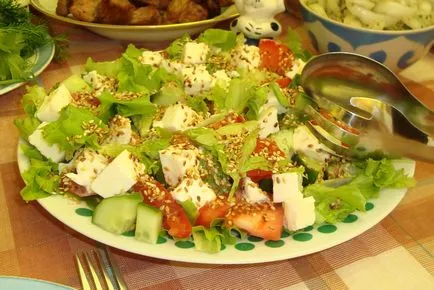 Salata cu pui și legume rețete
