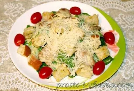 salata Caesar cu pui
