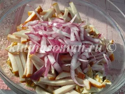 Salata cu omletă și pui afumat, retete delicioase (salata cu reteta omleta) Salata cu omletă și pui afumat, retete delicioase