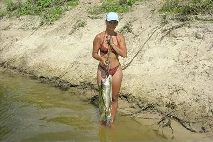 Site-ul este despre pescuit și pescari