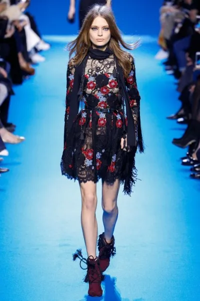 Din ceea ce sa poarte rochii cu imprimeu floral, rochii de moda