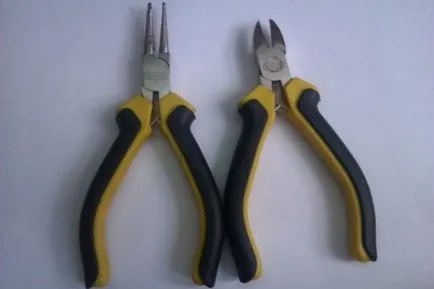 Cercei din margele cu mâinile în 10 minute, o clasă de master pentru începători cu fotografii