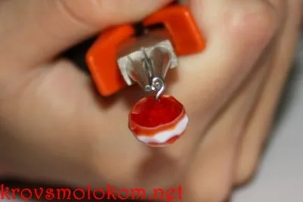 Cercei (cercei) pentru ei (svoїmi) mâini (cercei) Cercei (cercei) pentru sale (svoїmi) mâini