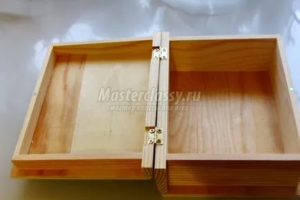 Caseta pentru bijuterii în tehnica decoupage
