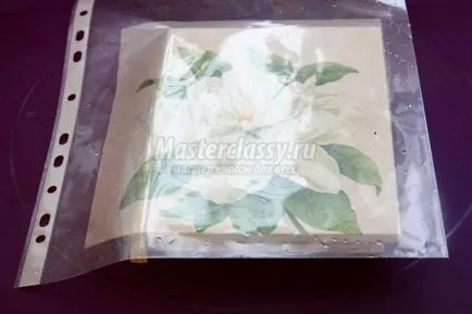 Caseta pentru bijuterii în tehnica decoupage