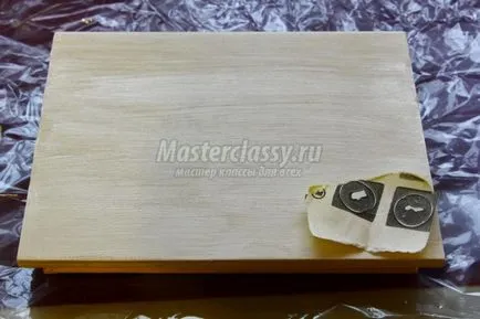 Caseta pentru bijuterii în tehnica decoupage