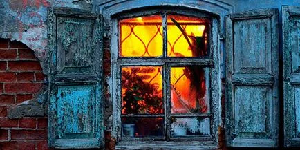 Vis lumina carte în fereastra la care lumina într-un vis într-o cutie de vis