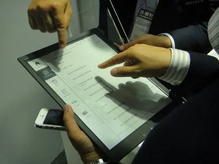 Sony a arătat cum să folosească un sistem flexibil de e-notebook-uri - high-tech și avansate (tablete) Sony a arătat cum să folosească un sistem flexibil de e-notebook-uri - high-tech și avansate
