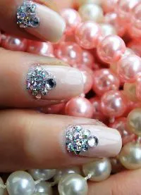 strasuri Swarovski pentru unghii