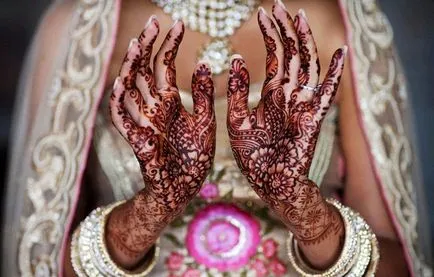 Henna tatuaj - schite, ca exploatație, consiliere cu privire la desen (schițe) Henna tatuaj - schițe, ca exploatație, sfaturi pentru aplicarea