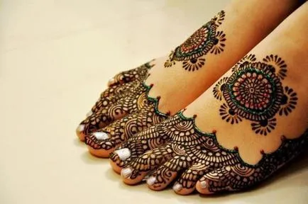 Henna tatuaj - schițe, ca exploatație, sfaturi cu privire la aplicarea (henna) Henna tatuaj - schițe, ca exploatație, sfaturi pentru aplicarea