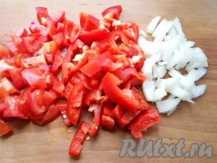 tocană de porc cu rosii si ardei - o rețetă cu o fotografie
