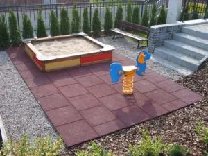 Dale de pavaj cu propriile sale mâini de producție, producție formă