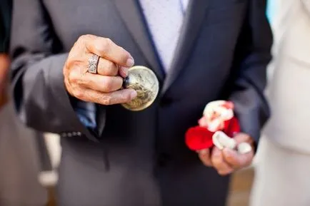 Aflați cum să se facă distincția între inele de nunta
