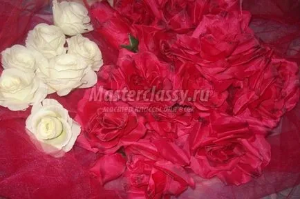 Decoratiuni pentru masini de nunta cu mâinile lor
