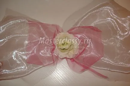 Decoratiuni pentru masini de nunta cu mâinile lor