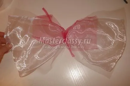 Decoratiuni pentru masini de nunta cu mâinile lor