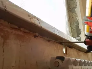 Instalarea glafuri din PVC cu mâinile lor