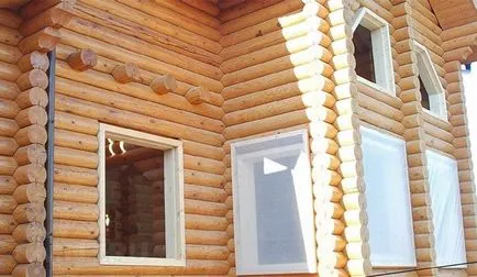 Instalarea de ferestre într-o casă de lemn (instalarea de ferestre din casa de lemn) Instalarea de ferestre într-o casă de lemn