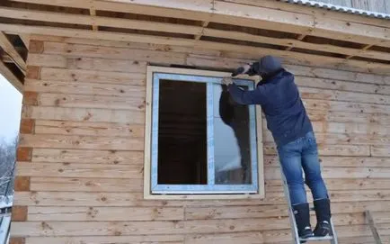 Instalarea de ferestre într-o casă de lemn (instalare) Instalarea de ferestre într-o casă de lemn