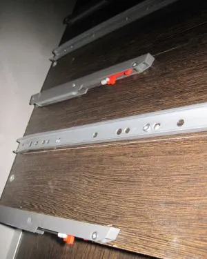 Built-in dulap glisante cu mâinile