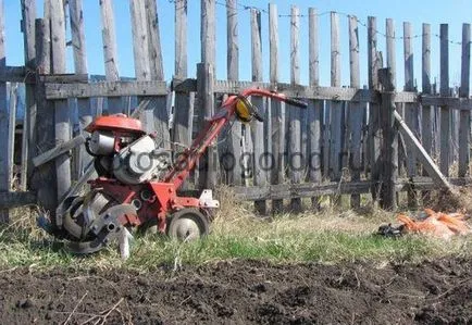 Aratul grădina si walk-in spatele tractorului instrumente de selecție, foto și video (arat) Aratul grădina si walk-in spatele tractorului, instrumente de selecție foto și video