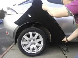 Schimbare la arcele posterioare ale vehiculului skoznoy coroziune (In-wa-wa-ri-set-clorhidric pastă de reparații) Schimbare la spate skoznoy arcuri coroziune a vehiculului