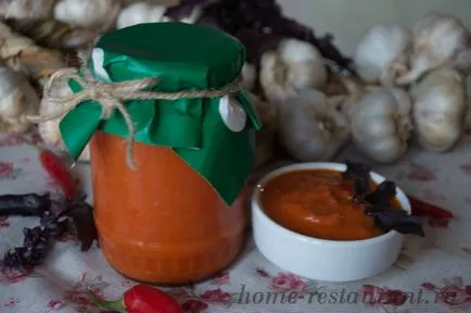 Pregătirile pentru rețetele de aur de iarnă de tomate