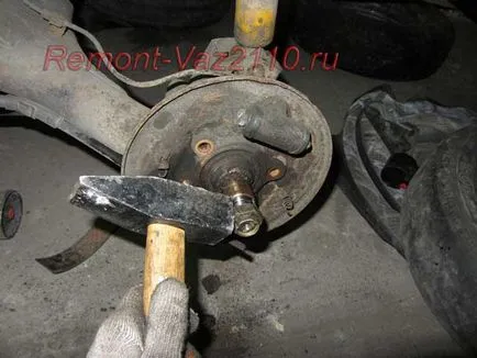 Înlocuirea spate repararea Ax butuc 2110 (preț) Înlocuirea repararea axului spate 2110