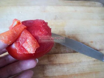 Carne prăjită, roșii și ardei (carne) carne prăjită cu roșii și ardei
