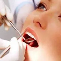 Ce este un abces al gingiilor