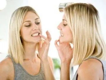 Ce este un abces al gingiilor