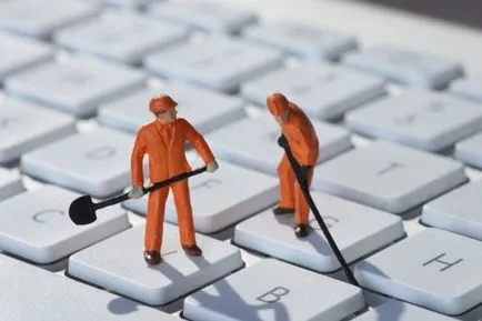 Cum se curata un laptop