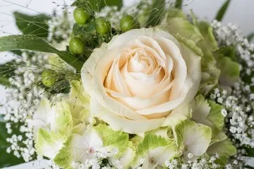 Buchet de trandafiri pentru mirese Buchet de trandafiri pentru mirese