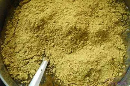 Henna pentru parul uscat Henna pentru parul uscat