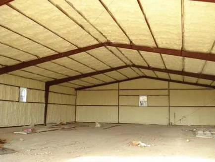 Cald garaj interior Cald garaj interior