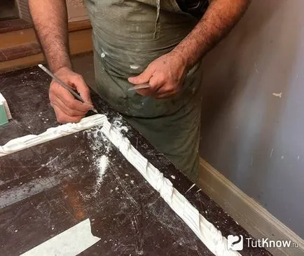 ipsos stuc cu mâinile ipsos stuc cu mâinile
