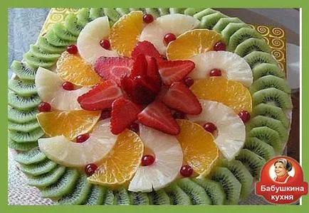 Cât de frumos tăiate de fructe pe masa