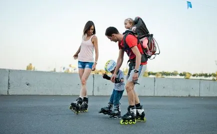 Cum de a preda un copil la plimbare pe role Cum de a preda un copil la plimbare pe role