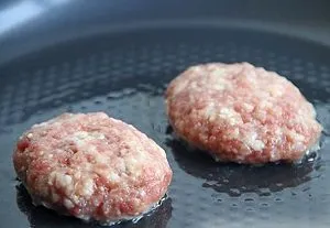 Cum de a prăji burgeri gustoase
