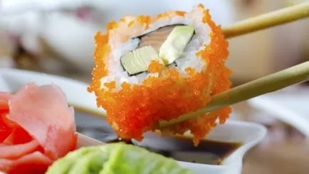 Cum să mănânce sushi cu betisoarele