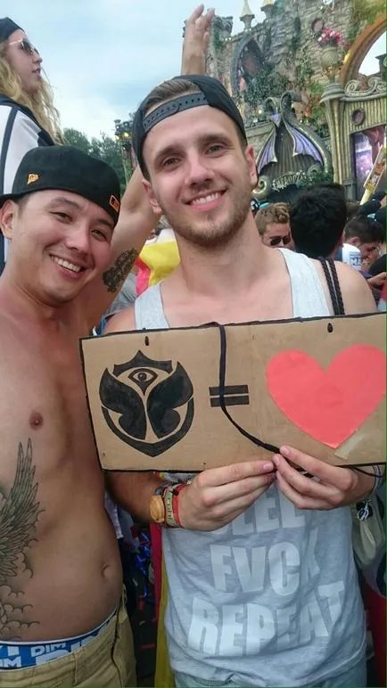 Tomorrowland ce este Tomorrowland ce este