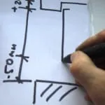 Jaluzele pentru ferestre din plastic cu mâinile lor