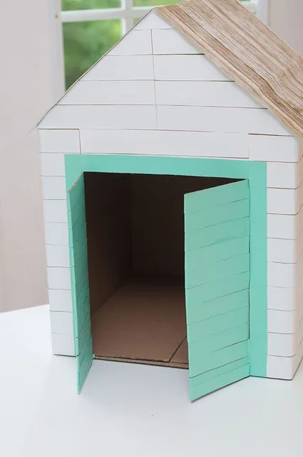 Cum de a construi o casă din cutie