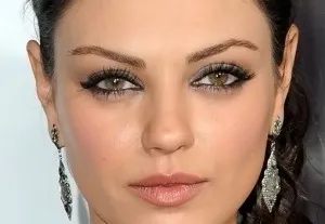 Imagini cum se face Kunis