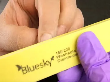 Cum de a elimina unghiile cu gel Naroscheny Cum de a elimina unghiile cu gel Naroscheny