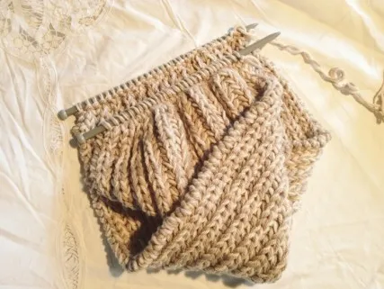 Cum să tricot eșarfe